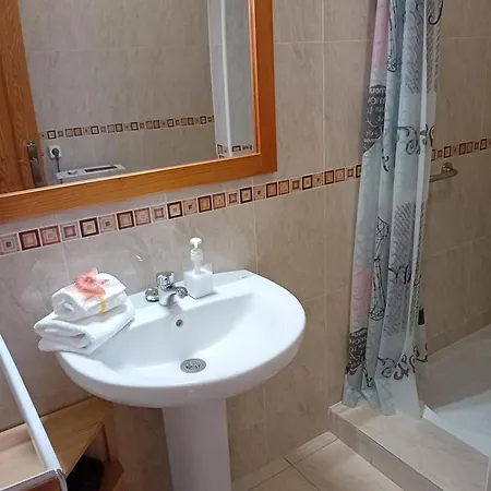 Casa Lorenzo - En Playa De Américas *